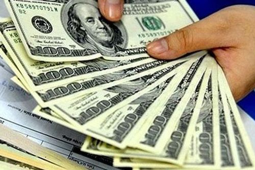 Tỷ giá trung tâm giảm mạnh, USD trong các ngân hàng diễn biến trái chiều