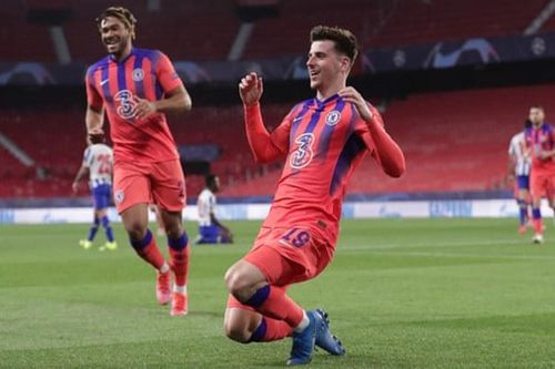 Chelsea sáng cửa vào bán kết