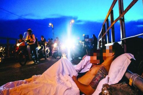 Điểm dừng nào cho ảnh cưới 'phá cách'?