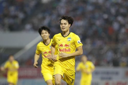 Công Phượng, Văn Toàn 'nổ súng', HAGL tái chiếm ngôi đầu V-League