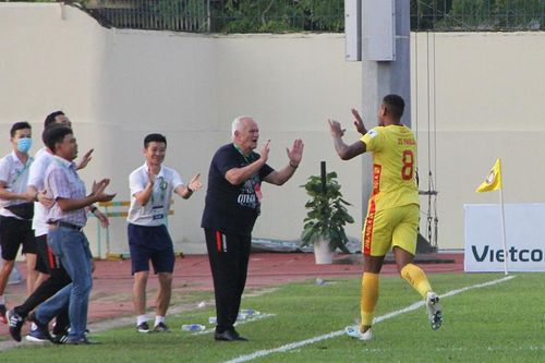 Video bàn thắng Thanh Hóa 3-0 Hải Phòng