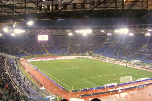 Các thành phố châu Âu phản hồi UEFA về khả năng tổ chức EURO 2020