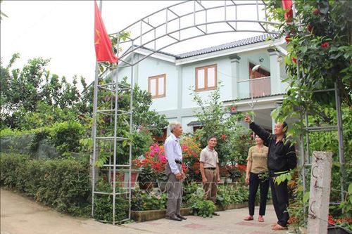 20 năm vượt khó của huyện miền núi đầu tiên đạt chuẩn nông thôn mới