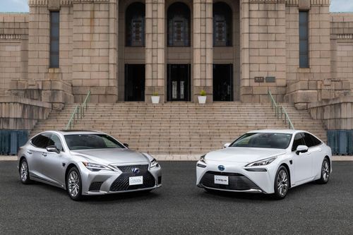Toyota ra mắt mẫu xe Lexus và Mirai với công nghệ hỗ trợ tự lái