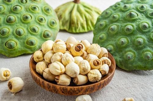 Cách bảo quản hạt sen tươi lâu, để cả năm vẫn ngon như mới mua