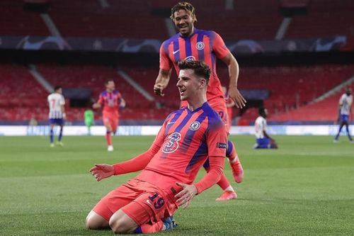 Chelsea đặt một chân vào bán kết Champions League 2020/21