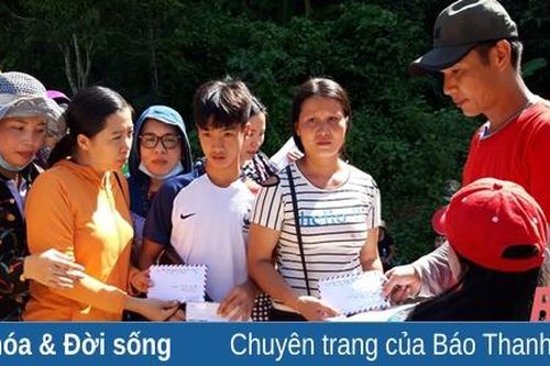 Cô văn thư trẻ 'mê' làm từ thiện
