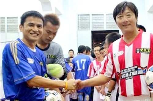 Kiatisak và Huỳnh Đức - nước với lửa