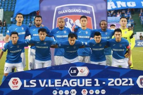 Tức nước vỡ bờ, cầu thủ Quảng Ninh dọa bỏ trận đấu với Hà Nội