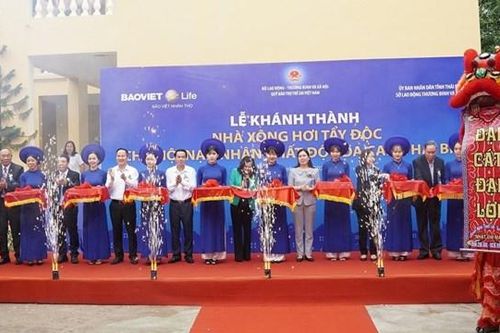Thái Bình: Nạn nhân chất độc da cam có nhà xông hơi tẩy độc mới
