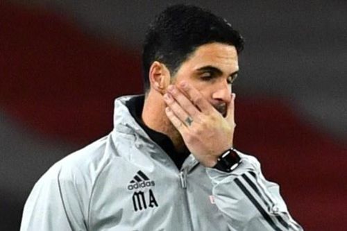 Arsenal rơi chiến thắng ở phút bù giờ
