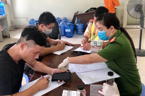 Hai tài xế đi trên cao tốc TP.HCM - Trung Lương dương tính ma túy