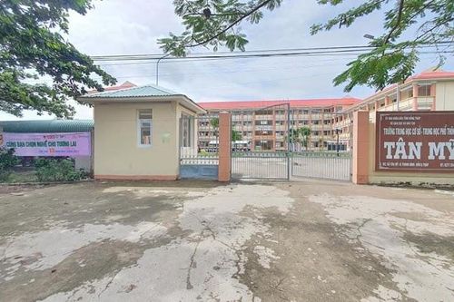 Ngành giáo dục Đồng Tháp chỉ đạo gấp về phản ánh học sinh lớp 6 chưa đọc thông viết thạo