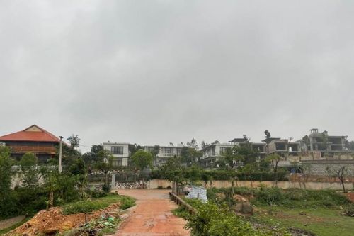 'Sốt' đất bùng nổ khắp nơi: Quy mô nhỏ nhưng thiệt hại lớn
