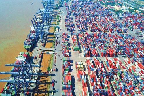 Việt Nam có thể đạt tăng trưởng GDP 6,5% trong năm 2021