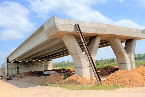 Đà Nẵng sẽ 'cấm cửa' nhà thầu chậm tiến độ các công trình trọng điểm của thành phố
