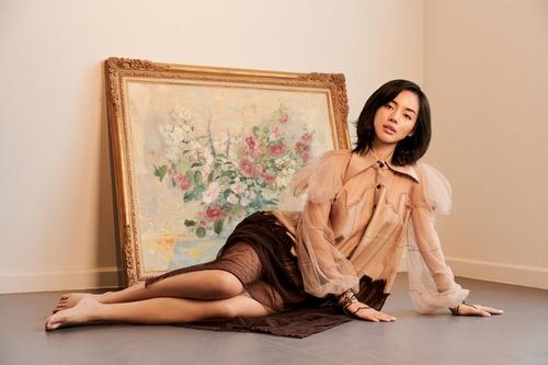 Khánh Linh hóa nàng xuân với trang phục tái chế của NTK Xuân Lê