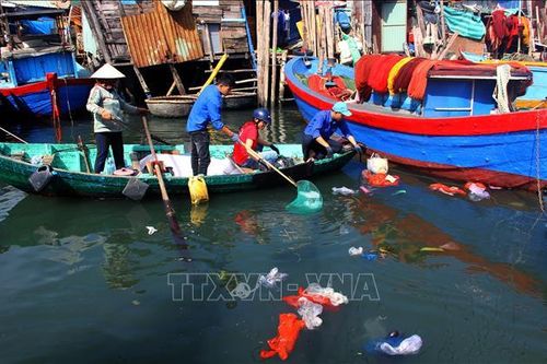 Tăng cường hợp tác với EU nhằm ngăn ngừa chất thải nhựa đại dương