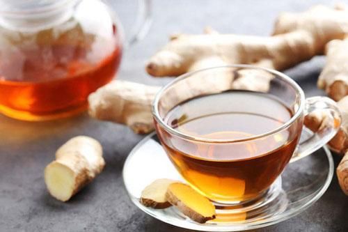 Uống 1 ngụm nước gừng vào buổi sáng tốt như nhân sâm