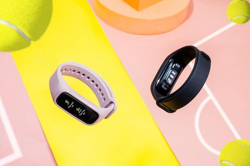 Vòng tay theo dõi sức khỏe OPPO Band ra mắt tại Việt Nam