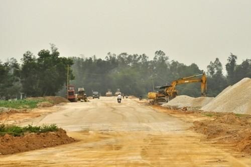 Khẩn trương giải phóng mặt bằng các dự án hạ tầng giao thông trọng điểm tại Nghệ An