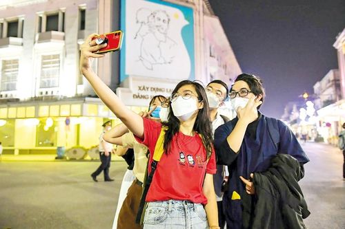 Quyết đoán để đất nước tự tin 'mở cửa'