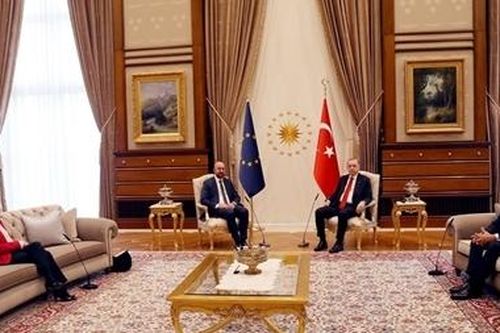 Dậy sóng bê bối 'ghế sofa' giữa EU và Thổ Nhĩ Kỳ
