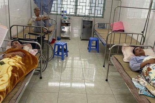Hòa Bình: Truy bắt cặp đôi vận chuyển ma túy, 2 chiến sĩ CSGT bị thương