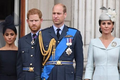 Động thái khác biệt của William - Kate và Harry - Meghan sau khi Hoàng thân Philip qua đời