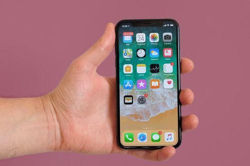Loạt iPhone cũ về giá dưới 10 triệu đồng tại Việt Nam