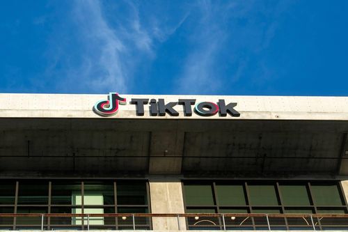 Vì sao thế giới không thể tin tưởng các công ty công nghệ Trung Quốc?