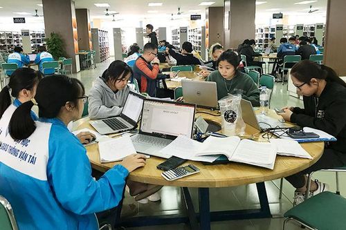 Khi các trường đại học nhập cuộc…