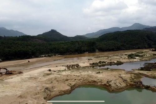 'Vàng tặc' tái diễn trên Sông Vàng