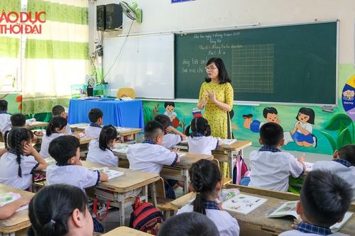 Khẩn trương chuẩn bị khâu 'hậu chọn sách'