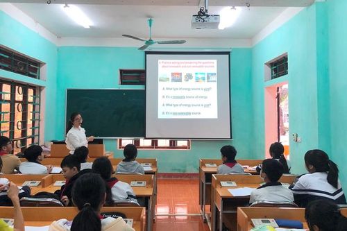 Thay SGK lớp 2, lớp 6: Nhà trường chủ động, giáo viên sẵn sàng
