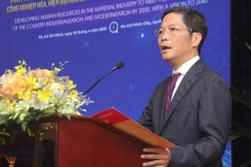Chủ động xây dựng nguồn nhân lực khoa học phục vụ phát triển đất nước