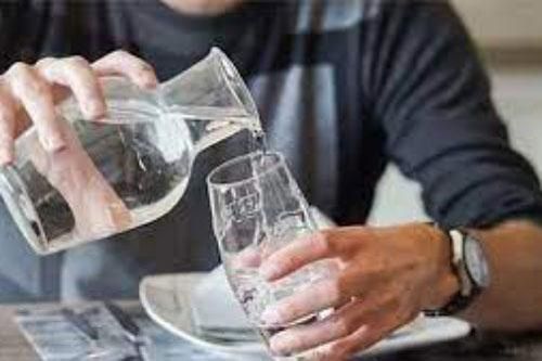 5 thời điểm dù khát cũng không nên uống nước, tránh rước bệnh hại thân