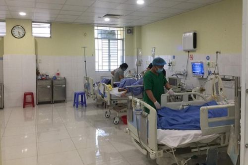 Được bạn cho dùng thuốc lạ, nam sinh nhập viện cấp cứu vì bị rối loạn tâm thần
