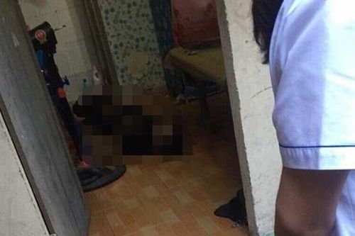 Hà Nội: Mâu thuẫn với bạn gái, nam thanh niên dùng dao gọt hoa quả tự sát