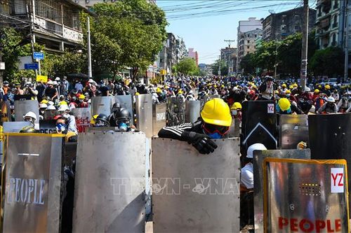 Trung Quốc tuyên bố giữ kênh tiếp xúc với tất cả các bên ở Myanmar