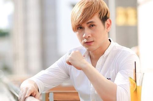 Ca sĩ Nguyên Vũ lên tiếng về tin đồn 'sống ảo'