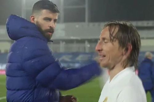 Modric mỉa mai Pique sau trận El Clasico