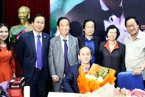 'Nhật ký trên khóa sol' của nhà cổ nhân học