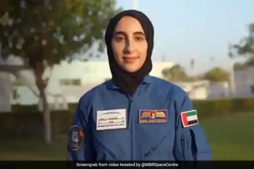 UAE chọn nữ phi hành gia A-rập đầu tiên