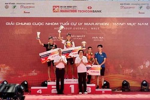 Sôi động, hấp dẫn Giải Marathon Quốc tế TP Hồ Chí Minh Techcombank