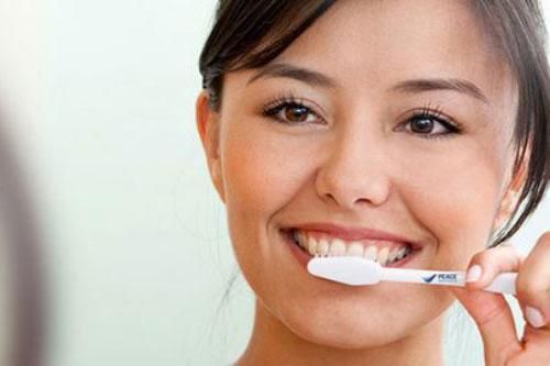 5 sai lầm khi đánh răng khiến răng rụng sớm