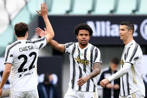 Ronaldo vô duyên, Juventus vẫn thắng dễ Genoa