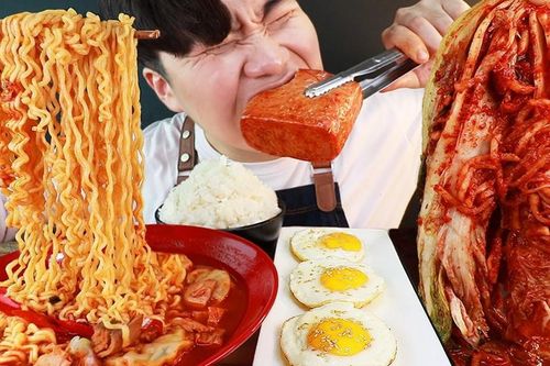 Trung Quốc mạnh tay với các video mukbang ăn nhậu 'siêu to khổng lồ'