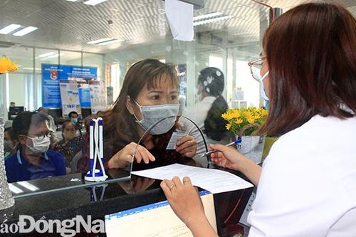 Gần 1 ngàn người được sửa lại nơi đăng ký khám, chữa bệnh bảo hiểm y tế ban đầu