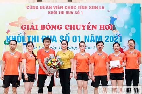 Giải bóng chuyền hơi Khối thi đua số 1